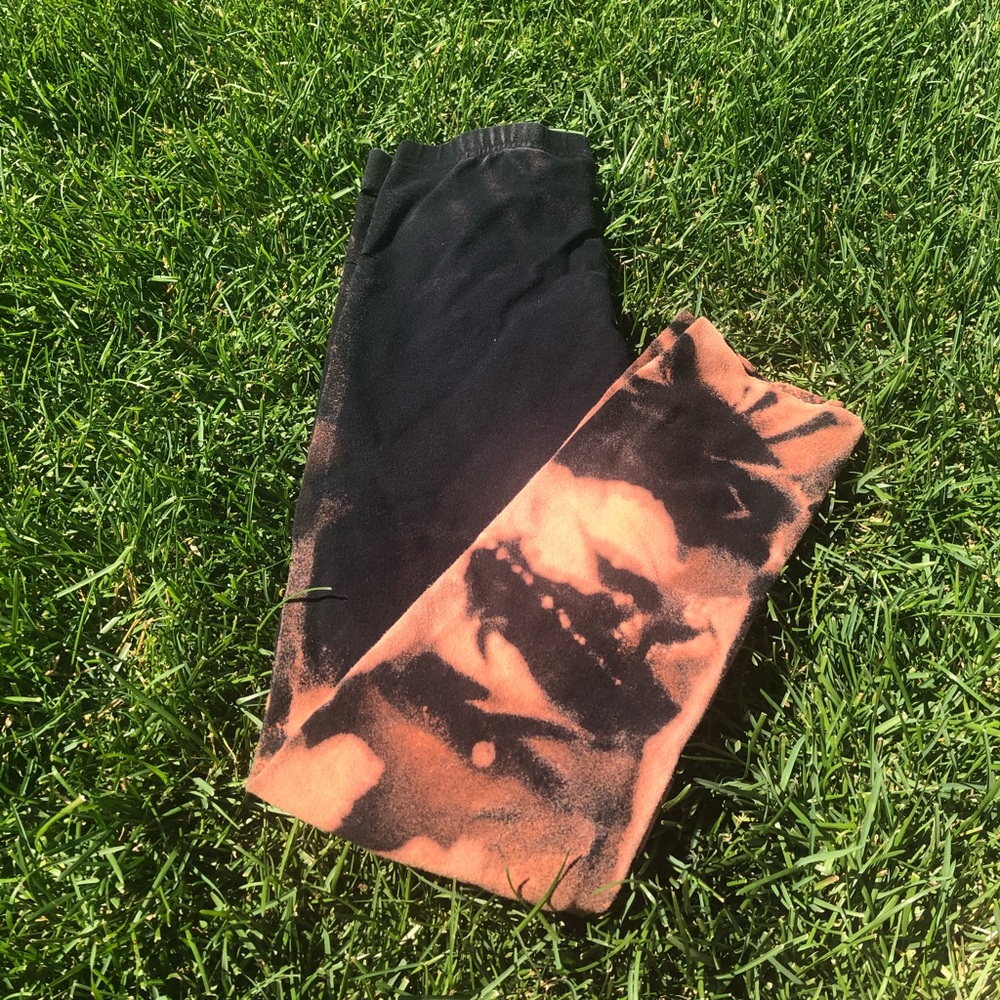 Bleach dyed leggings I made!